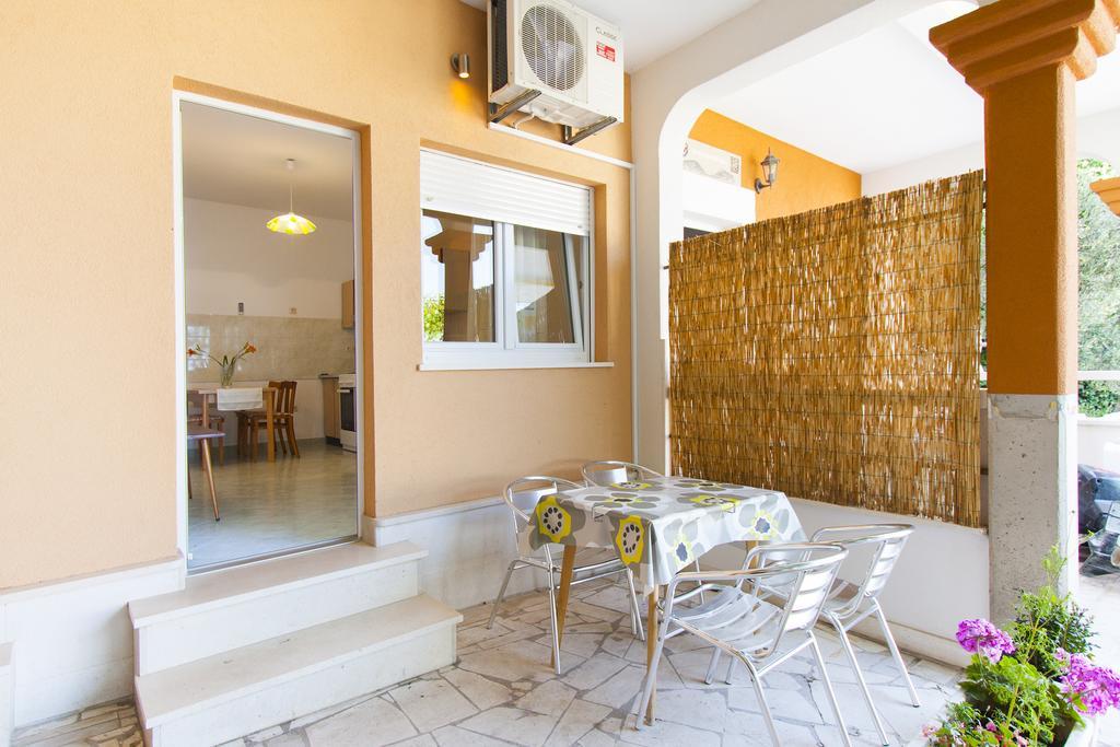 Apartment Mikulic Duce Luaran gambar